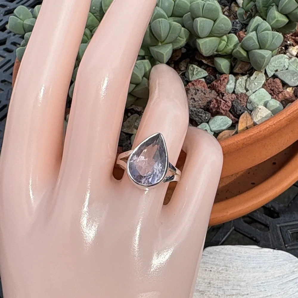 Genuine 6.40 ct Pale Lavender Amethyst Pear Cut Ring Size 7 Sterling Silver - Picture 1 of 8